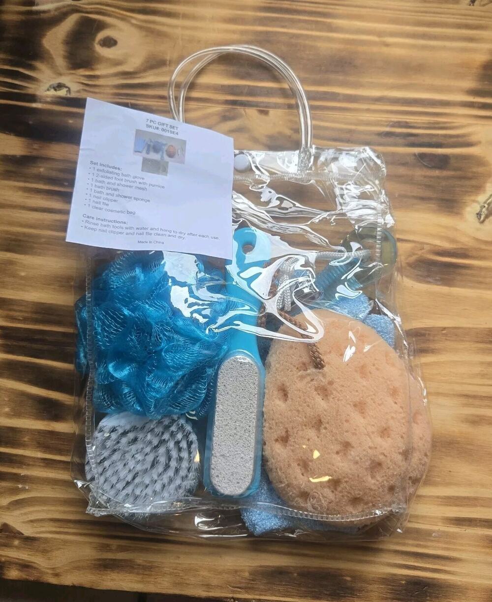 Bath Shower Dry Skin Exfoliating Gift Set 7 Pieces NEW